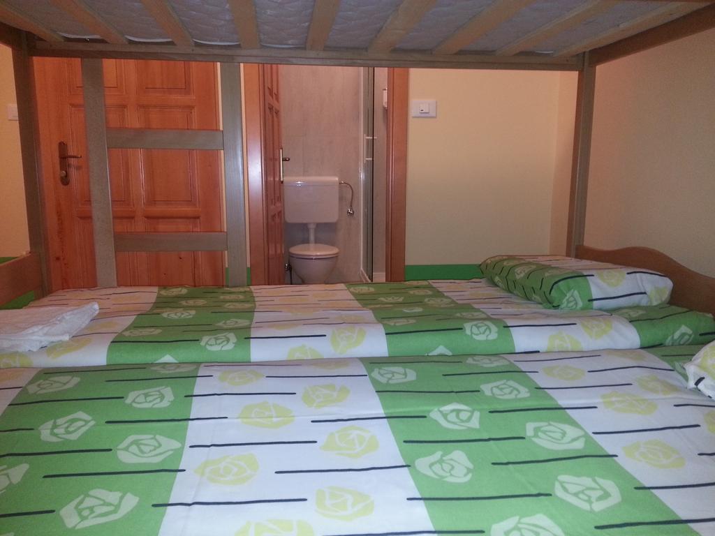 Europa Hostel Portorož Quarto foto